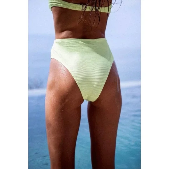 Billabong• Tanlines High Maui High Rider Bikini Bottoms